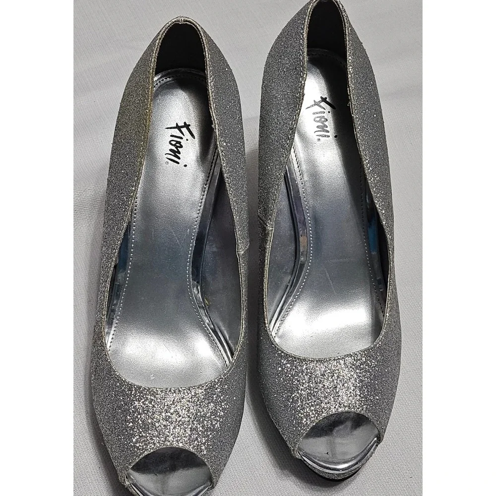 Fioni Luster Silver Glitter Peep Toe Platform Stiletto Heels Shoes Womens 7.5‎